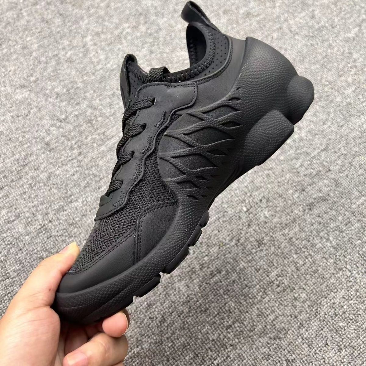 Trendy Luxury Athletic Shoes M - огляд і ціна Hunting Outdoor Brand