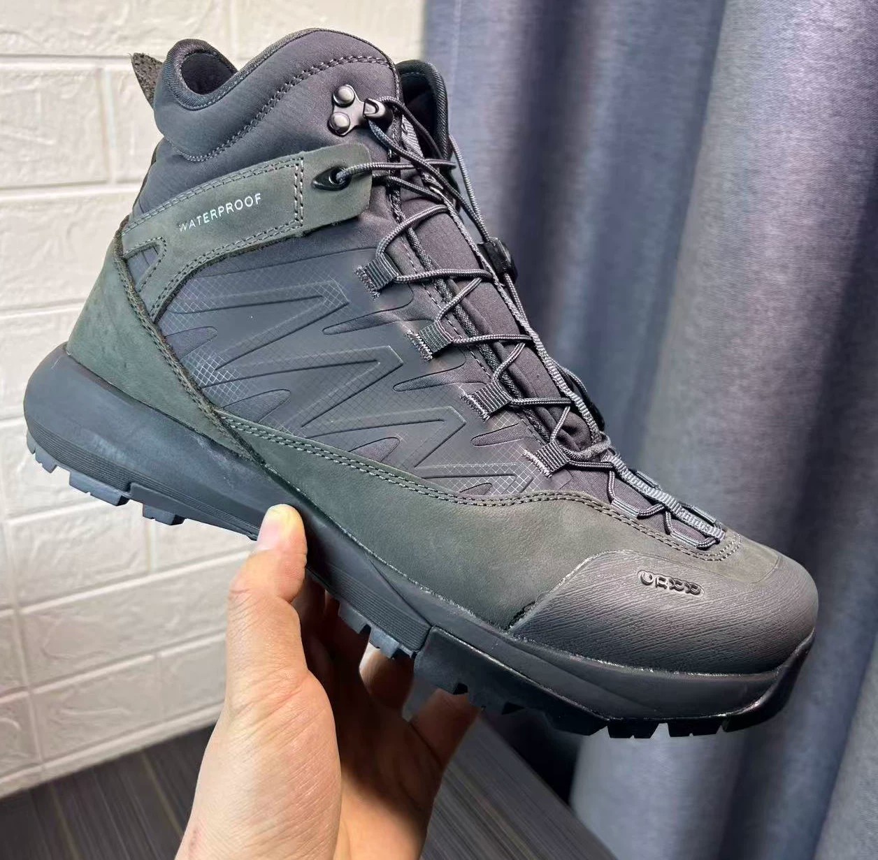 High Top Hiking Leather Shoes  - огляд і ціна Hunting Outdoor Brand